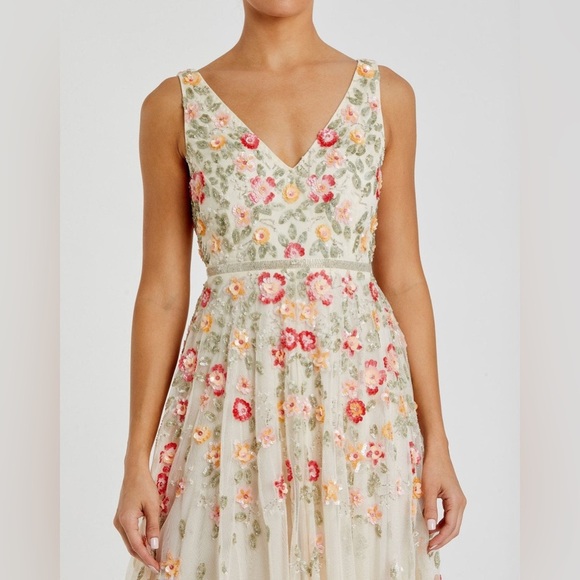 MAC DUGGAL NWT White V Neck Sleeveless Midi Floral Beaded A Line Dress 4 - Picture 5 of 12